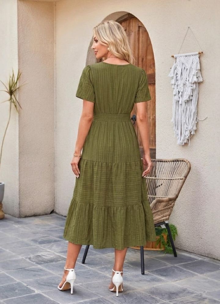 Astrelle - Textured Tiered Maxi Dress